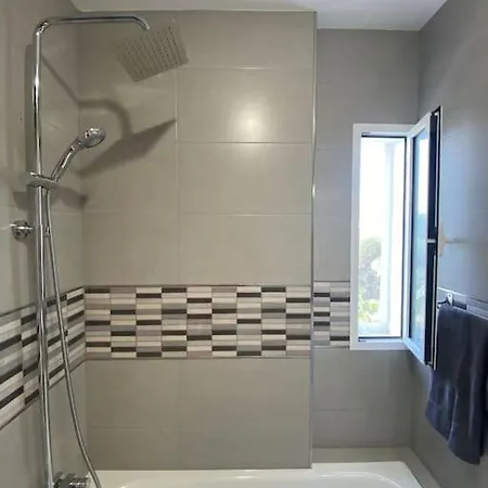 Agata 208 2 Hermosas Terrazas